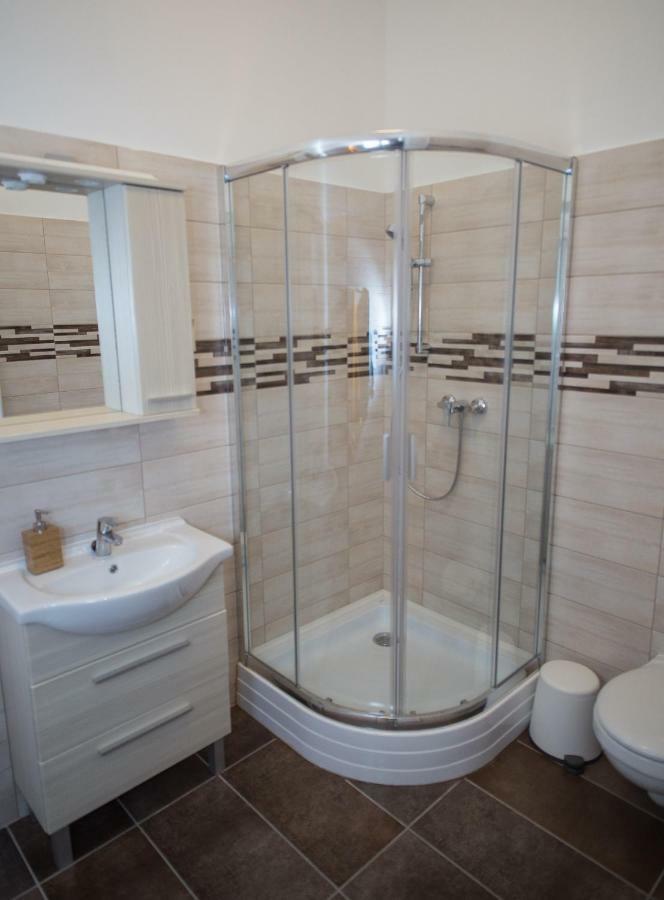 Deakvilla37 Apartman Eger Extérieur photo